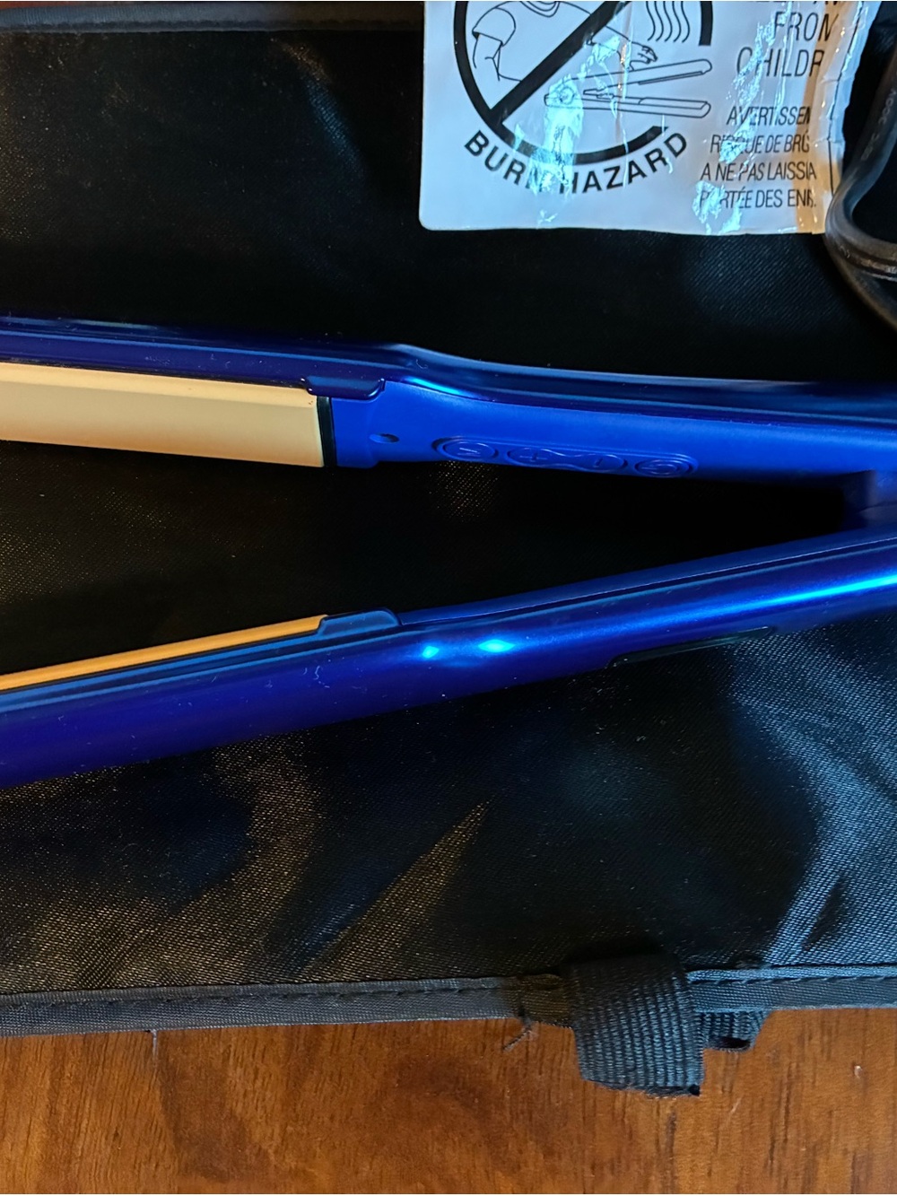 CHI 1.5" Wide Plates Hair Styling Flat Iron - Picture 7 of 9